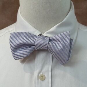 Henry Jacobson 100% silk, soft lavender, tonal striped woven bow tie